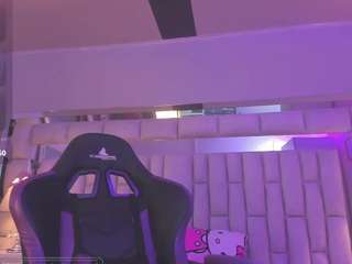 mariiahneedles webcam