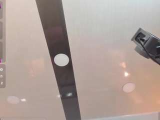 mariiahneedles webcam