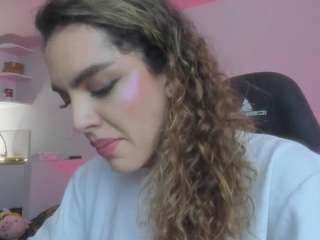 mariiahneedles