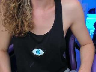 mariiahneedles