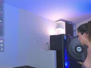 mariiahneedles