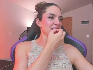mariiahneedles