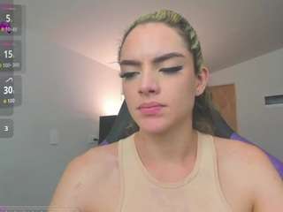mariiahneedles