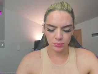 mariiahneedles