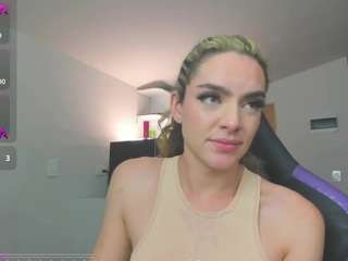 mariiahneedles