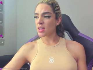 mariiahneedles live cam preview