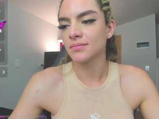 mariiahneedles
