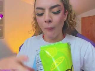 mariiahneedles