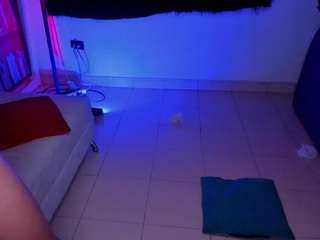 Shyfantasie111 live cam