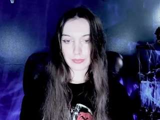 Ten model jest teraz na żywo. thedaria