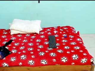 eladyrous98 Live Webcam on CamSoda