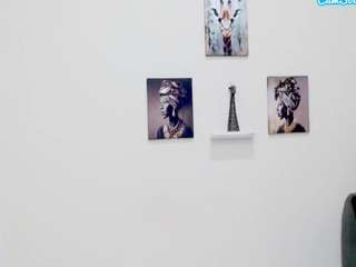 eladyrous98 live cam profile