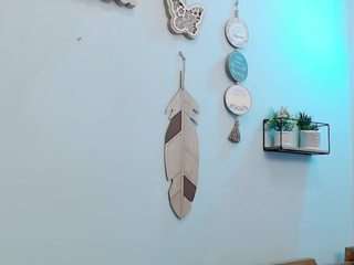 le modèle eladyrous98 est en webcam porno dans un show sur le site camsoda, il possède les tags suivants: anal,no drinking,young adult,teen 18,tattoos,sex toys,anal toys,no smoking,facial piercings,double penetration,creampie,brown eyes,ball sucking,ass clapping,big tits,brown hair,curvy,hd