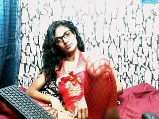 epicindiansky2 Live Webcam on CamSoda