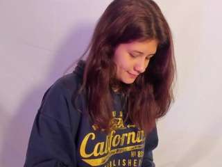 Miaqueen021