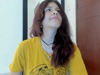 miaqueen021 webcam