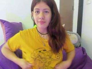 miaqueen021