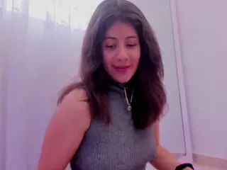 Miaqueen021's Live Sex Cam Show