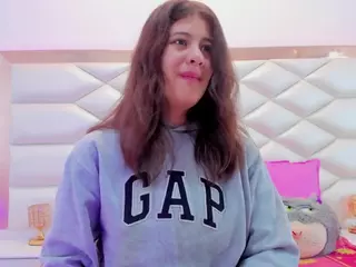 Miaqueen021's Live Sex Cam Show