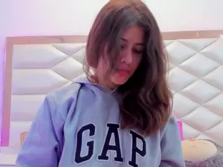 Miaqueen021's Live Sex Cam Show