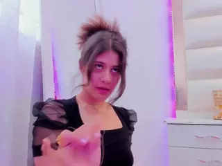 Miaqueen021's Live Sex Cam Show