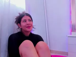 Miaqueen021's Live Sex Cam Show