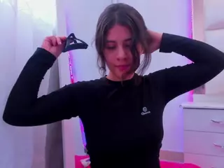 Miaqueen021's Live Sex Cam Show