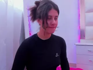 Miaqueen021's Live Sex Cam Show