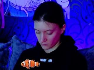  roxy-riot chat room
