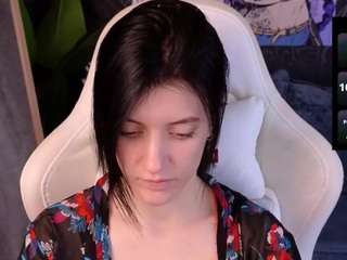 roxy-riot's CamSoda show and profile