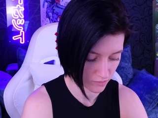 roxy-riot Profile Image