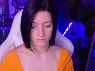 roxy-riot's CamSoda show and profile