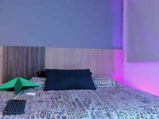 atenea-clerk Live Webcam on CamSoda