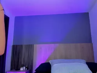 Atenea-Clerk's Live Sex Cam Show