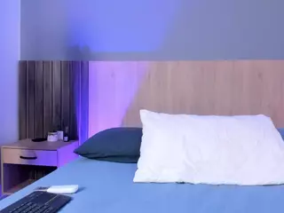 Atenea-Clerk's Live Sex Cam Show