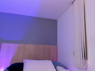 Atenea-Clerk's Live Sex Cam Show