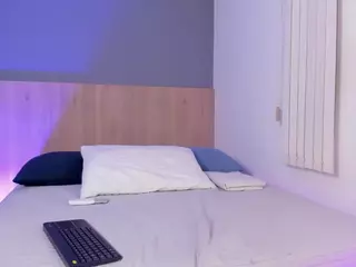 Atenea-Clerk's Live Sex Cam Show