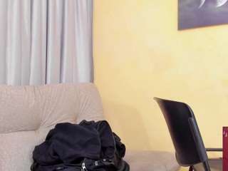 dannyy-gold Live Webcam on CamSoda