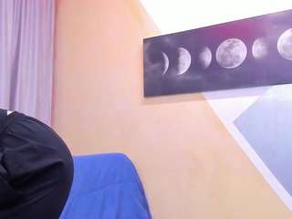 dannyy-gold Live Webcam on CamSoda