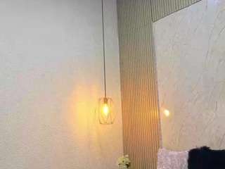 Lunaa-jonhsonn live webcam show