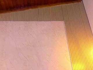 Lunaa-jonhsonn's cam show statistics and live stream