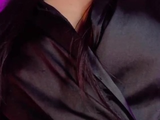 lunaa-jonhsonn's live room