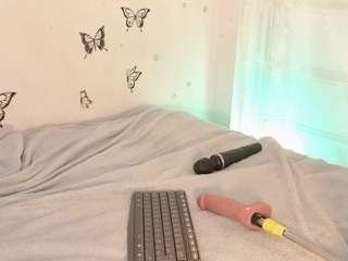 Samaraa-smith's cam show statistics and live stream