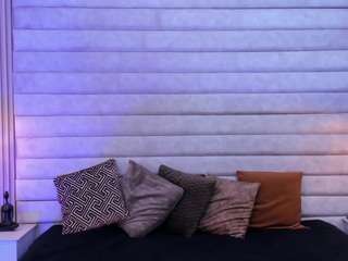 victoriaablair's CamSoda show and profile