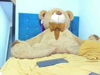 Hd, Young Adult, Teen 18, Norm Camiqa – Free Live Video Chat with Strangers Online