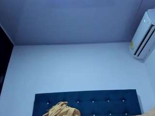 damonyalessia Live Webcam on CamSoda