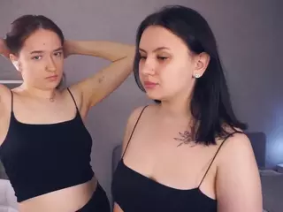 Eadlin And Wilone's Live Sex Cam Show