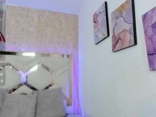 emiily-brrown webcam model