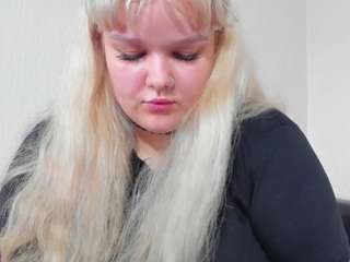  lilmilkylilly chat room