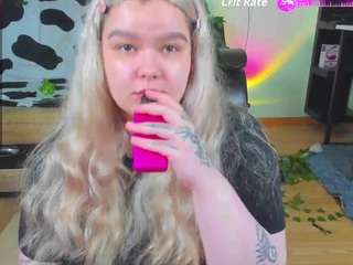 LilMilkyLilly